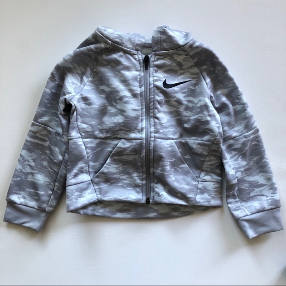 SOLD 🌟 Nike sweatshirt - Picture 2 of 5